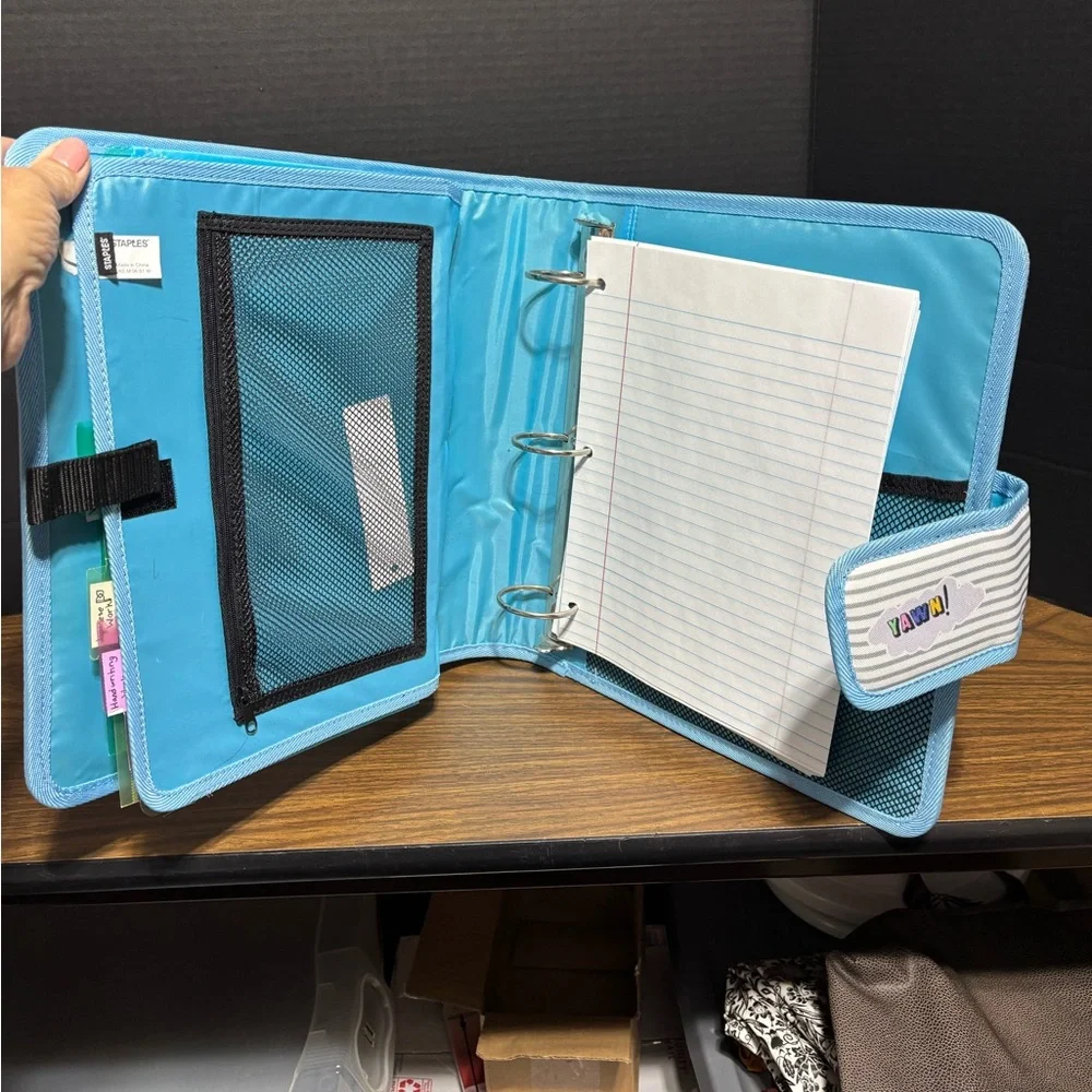 Staples ring binder